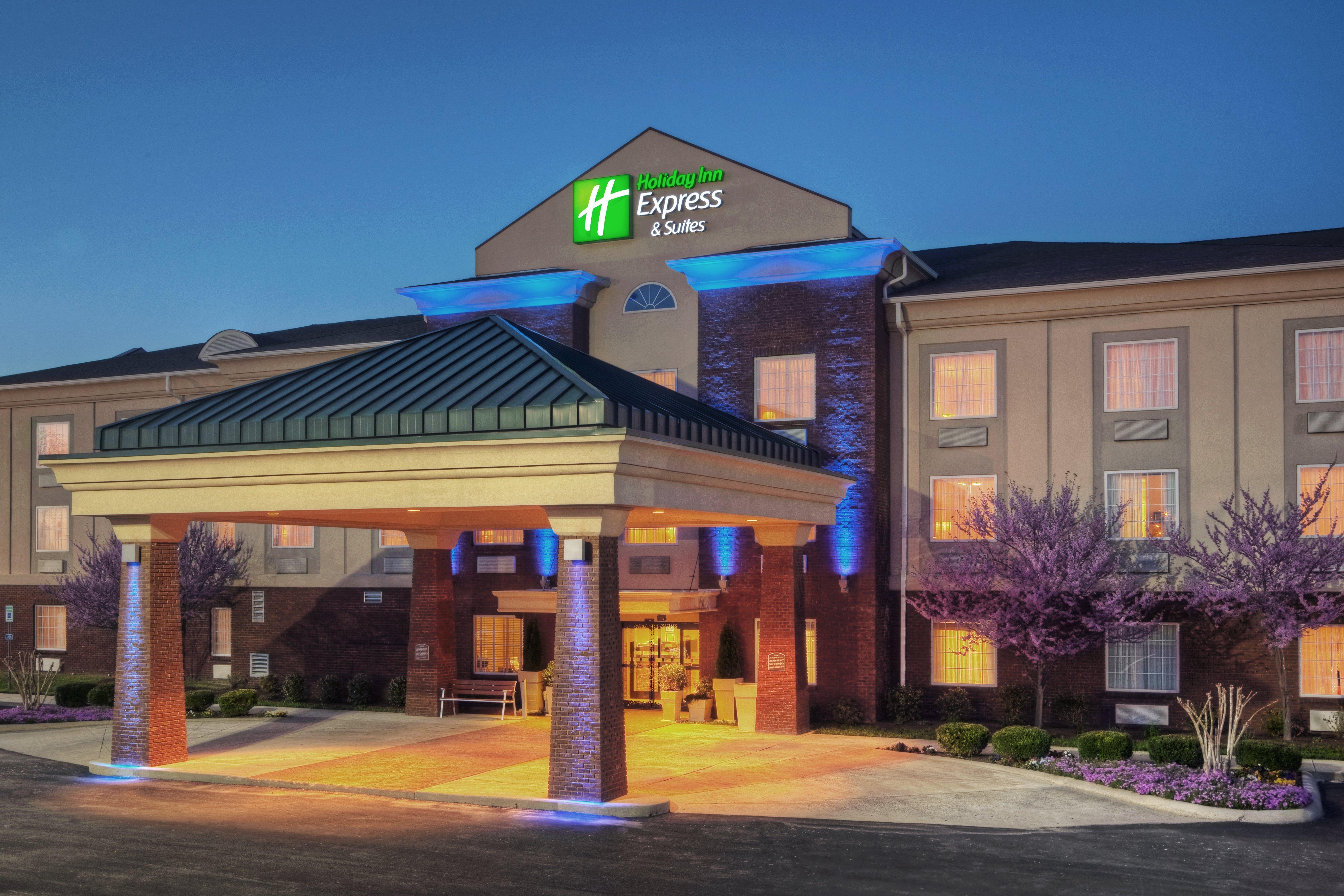 Holiday Inn Express Hotel & Suites Manchester Conference Center By Ihg Esterno foto