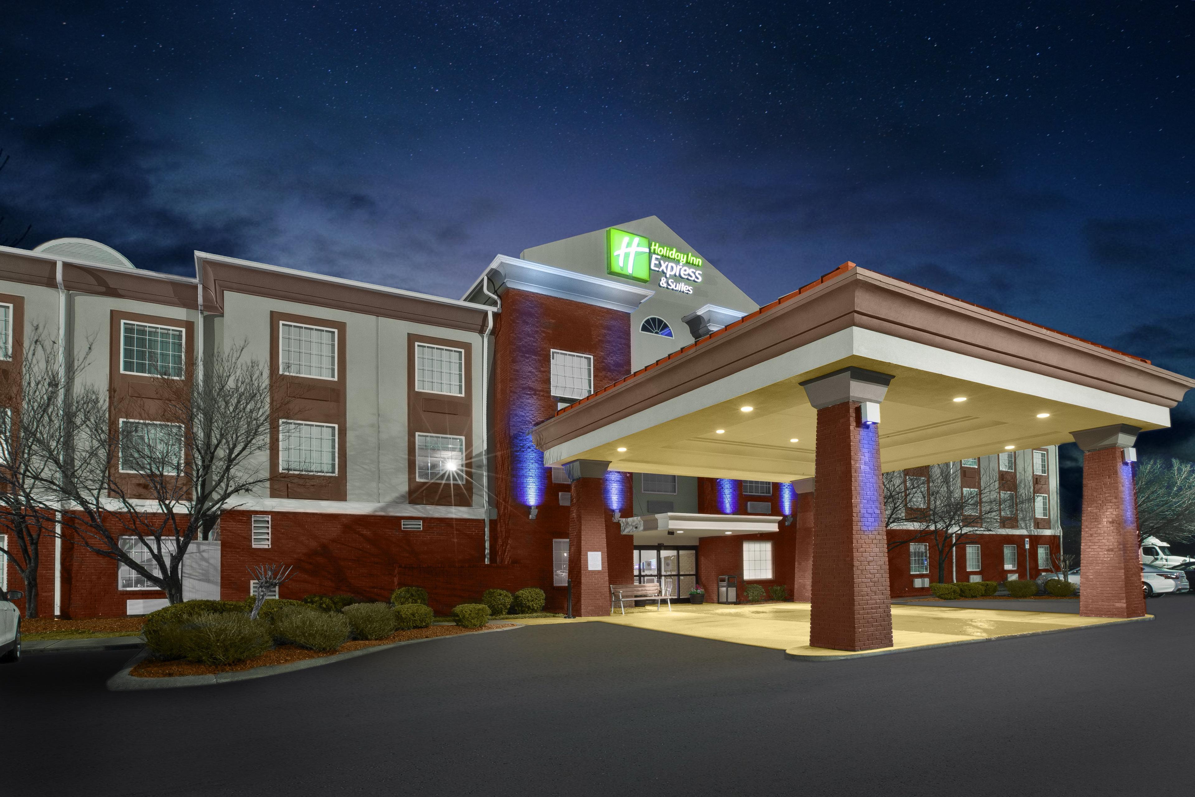 Holiday Inn Express Hotel & Suites Manchester Conference Center By Ihg Esterno foto